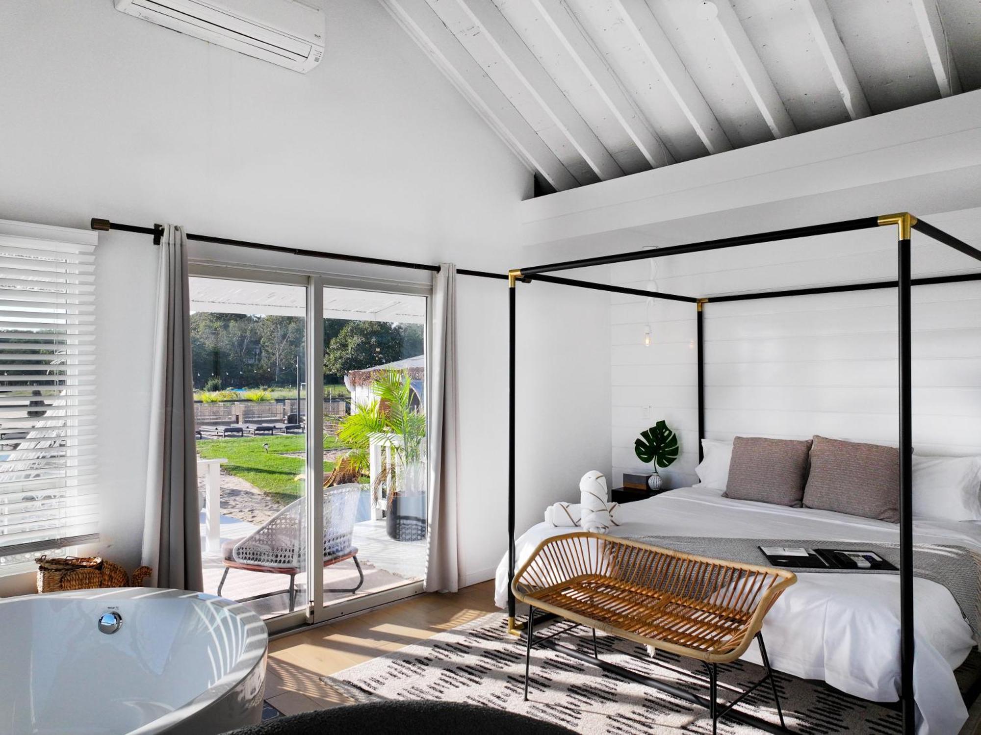 Aqua By American Beech - Adults Only Aquebogue Экстерьер фото